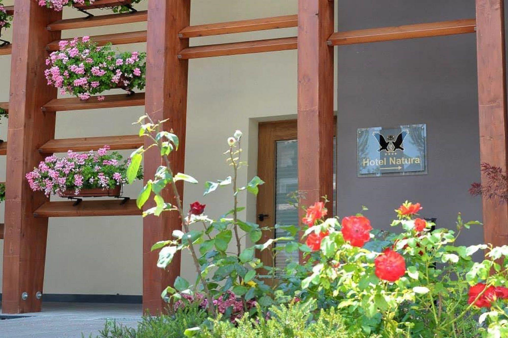 Hotel Natura كاستل دي سانجرو المظهر الخارجي الصورة
