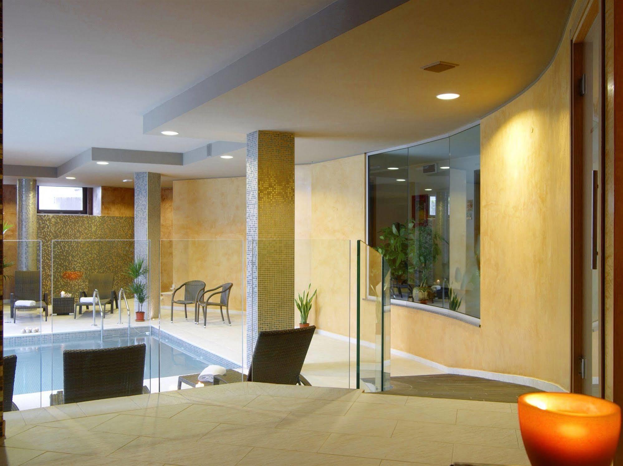 Hotel Natura كاستل دي سانجرو المظهر الخارجي الصورة