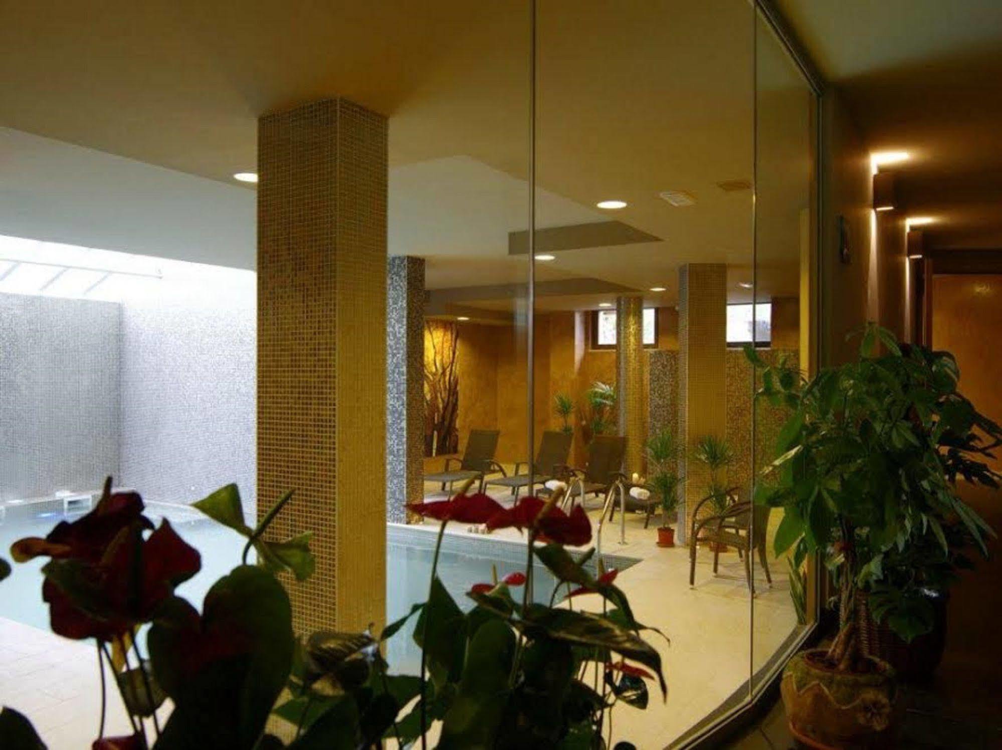 Hotel Natura كاستل دي سانجرو المظهر الخارجي الصورة