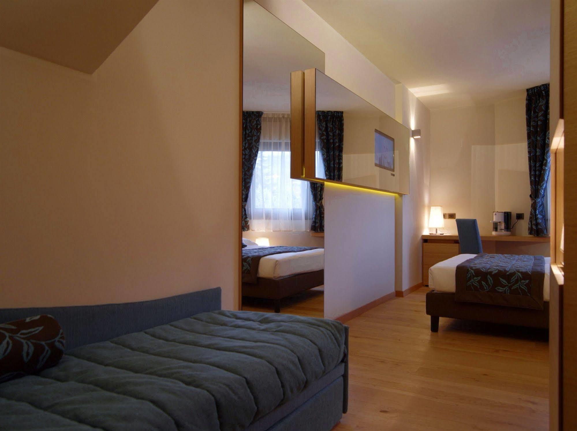 Hotel Natura كاستل دي سانجرو المظهر الخارجي الصورة