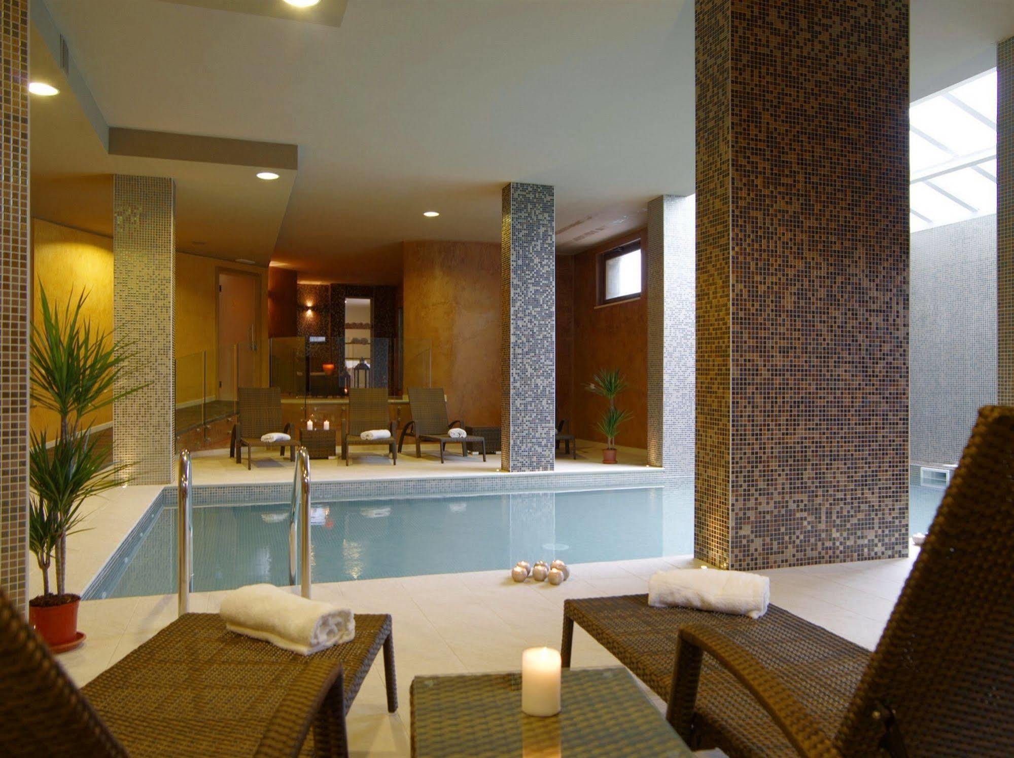 Hotel Natura كاستل دي سانجرو المظهر الخارجي الصورة